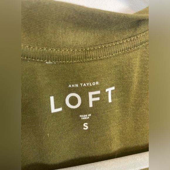 Ann Taylor LOFT Cardigan Small - Picture 2 of 4